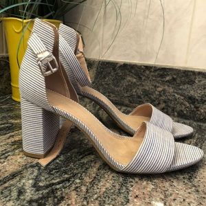 NWT Old Navy Block Heel